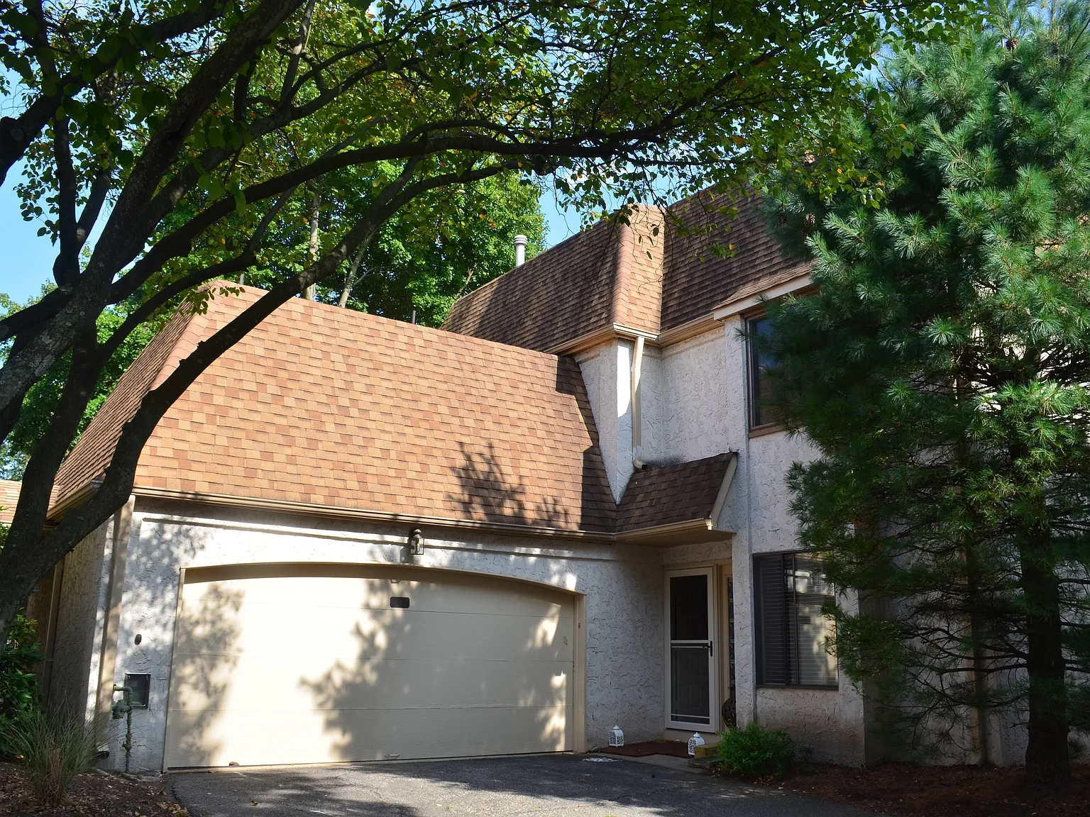 3 bed, 1743 sqft, $3,475 — Photo 1