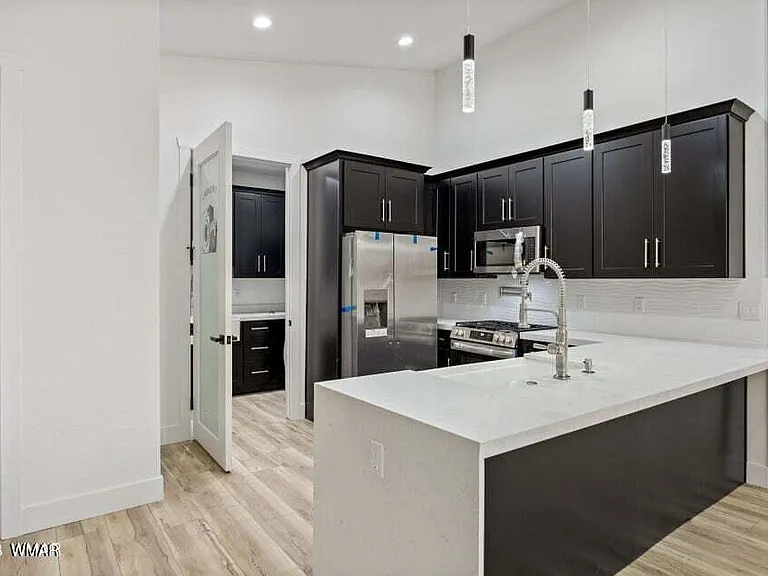 2711 W Villa Loop — Photo 7