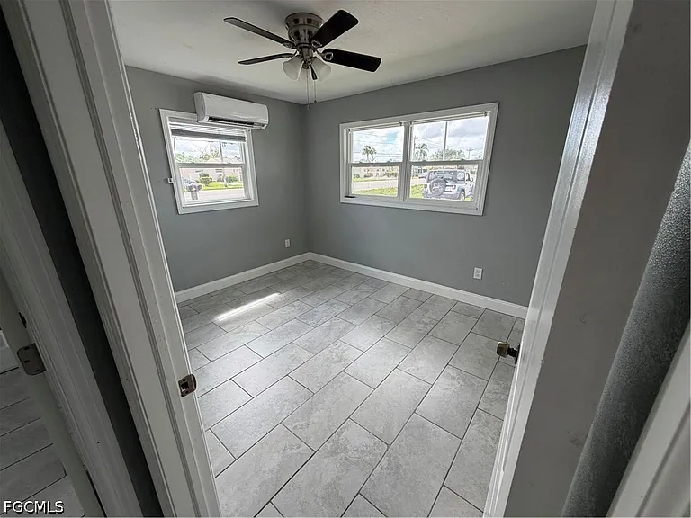 703 Joel Blvd — Photo 10