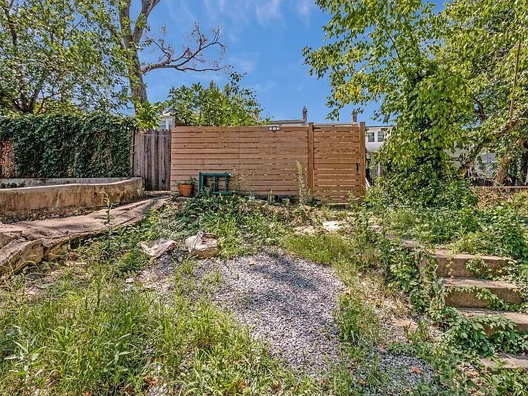 413 Buchanan St NW — Photo 55