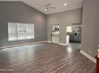 319 N Cove Blvd, Panama City, FL 32401