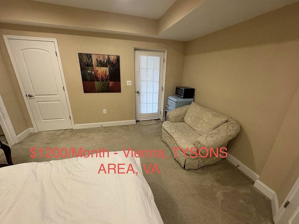 1st image of 1030 Maple Ave E #1