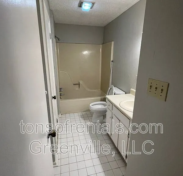 100 Pinebrook Rd #A — Photo 6