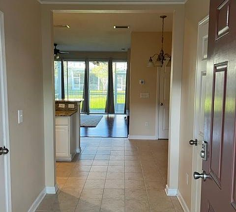 4th image of 4842 Parkhurst Pl