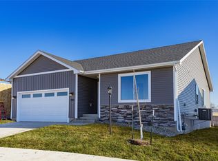 6403 NE 11th Ct, Des Moines, IA 50313