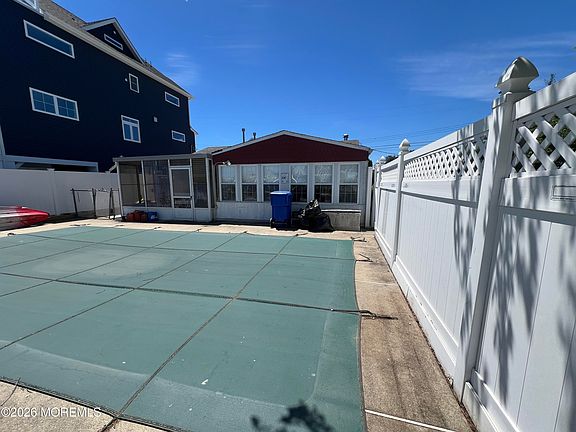3rd image of 3400 Maritime Drive