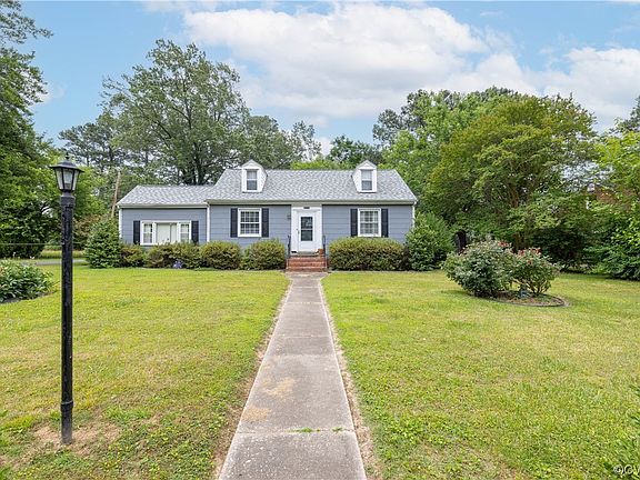 2nd image of 8275 Wonderland Ln