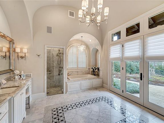 5th image of 1407 Post Oak Pl