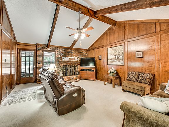 5th image of 6760 Greenacres Dr