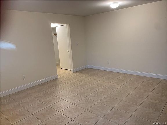 2nd image of 147 Park Ave