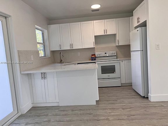 2nd image of 947 NW 13th St #0