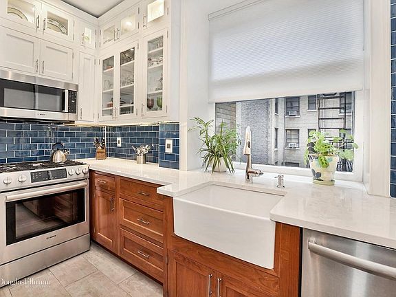3rd image of 600 W End Ave APT 2E