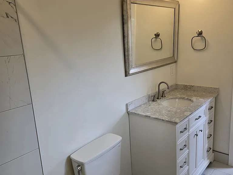 4424 1/2 Louisiana St #4424-1/2 — Photo 11