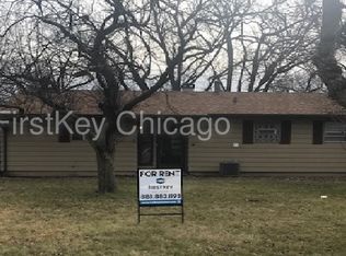 2647 75th St, Woodridge, IL 60517
