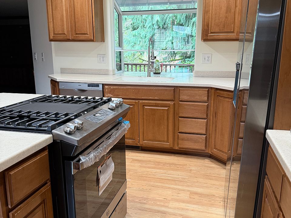 New Range and Refrigerator