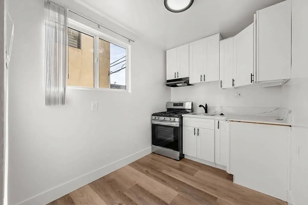 Studio, 475 sqft, $1,995 — Photo 2