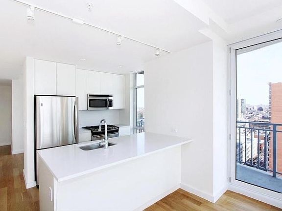 2nd image of 189 Schermerhorn St APT 18A