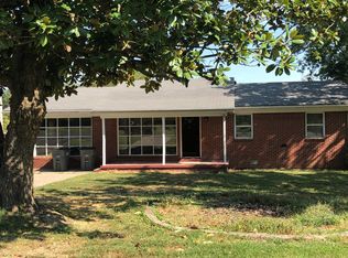 3225 Cairo Rd, Paducah, KY 42001