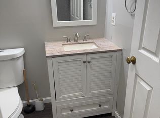 8502 Chase Glen Cir, Fairfax Station, VA 22039