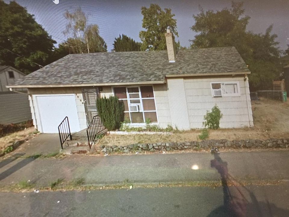 3059 SE 122nd front from Steet