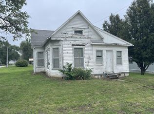 501 E Shanklin St, Carrollton, MO 64633