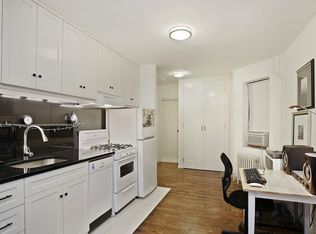 256 W 15th St, New York, NY 10011