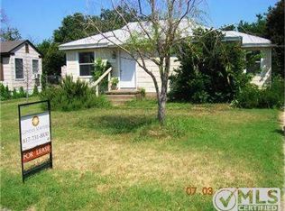 4812 Arc Dr, River Oaks, TX 76114