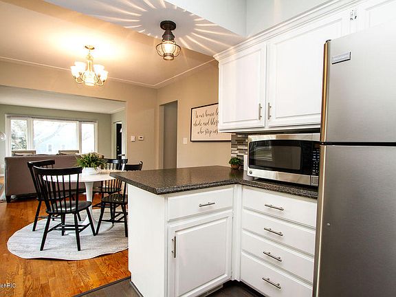 5th image of 1167 Dorroll St NE