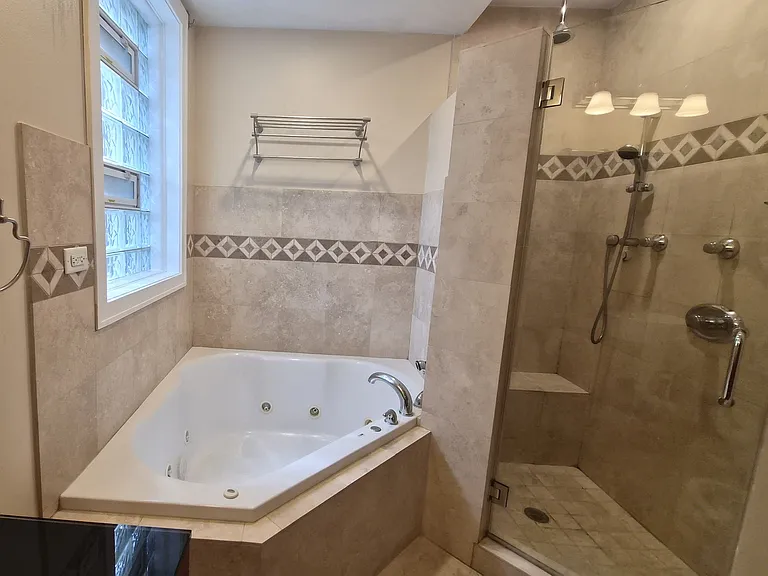 731 N Elizabeth St #1 — Photo 8