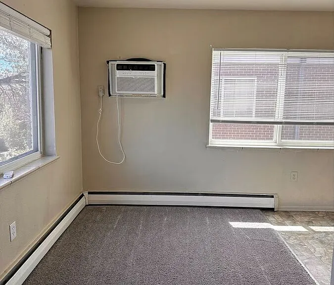 551 S Fairfax Street — Photo 4