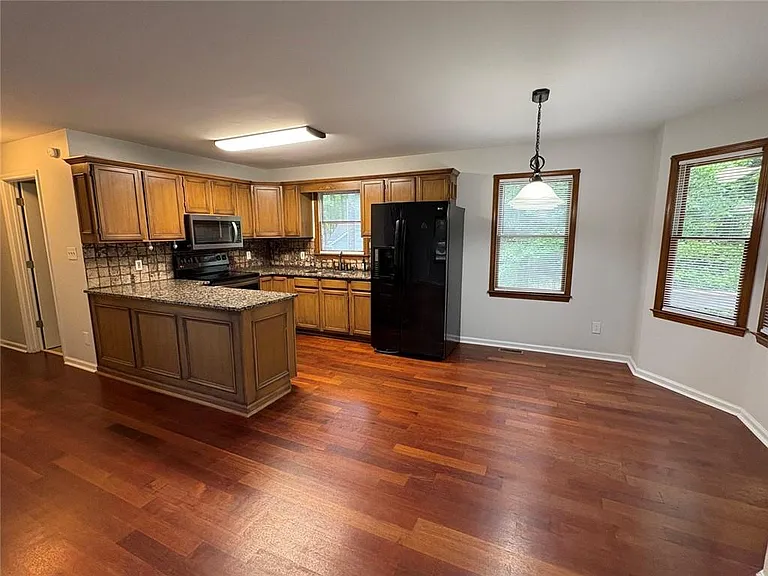 7257 Rocky Ln — Photo 4
