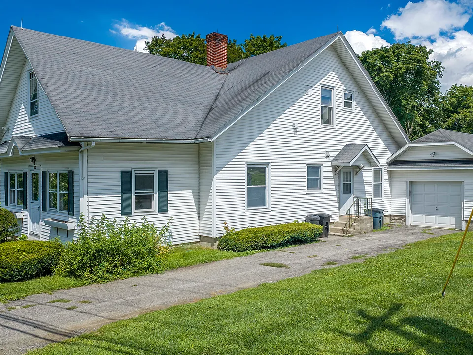 140 E Main St #2