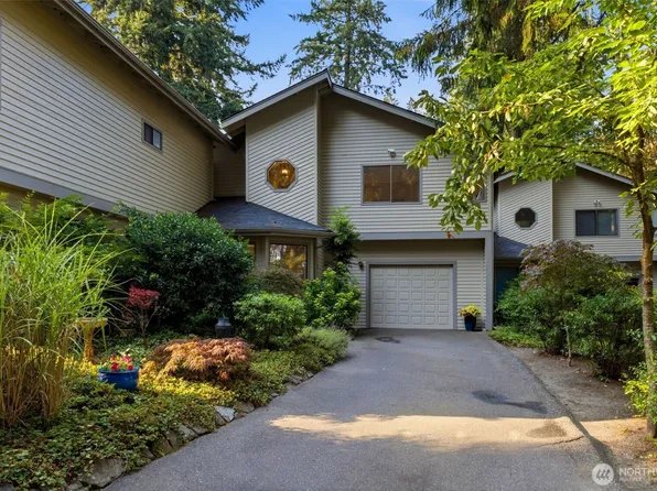 966 9th Circle, Fox Island, WA 98333