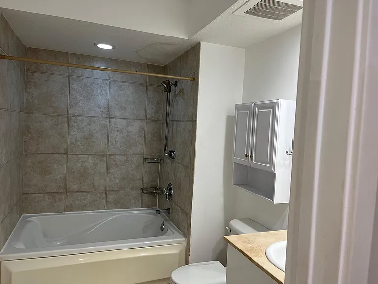 1551 N Flagler Dr #802 — Photo 9