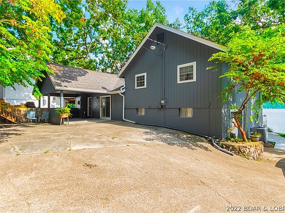 3rd image of 326 Porter Mill Springs Dr