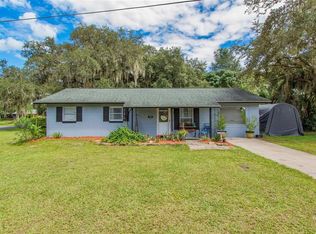 709 Mike Ave, Fruitland Park, FL 34731