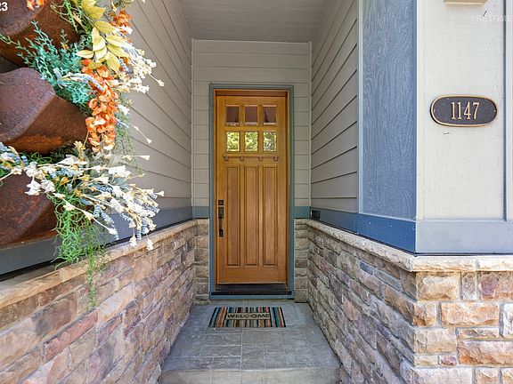 3rd image of 1147 SE 63rd Ln