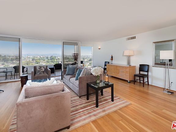 4th image of 4337 Marina City Dr Unit 441