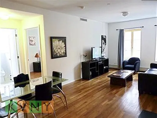 Rented by KVNY Soho | media 55