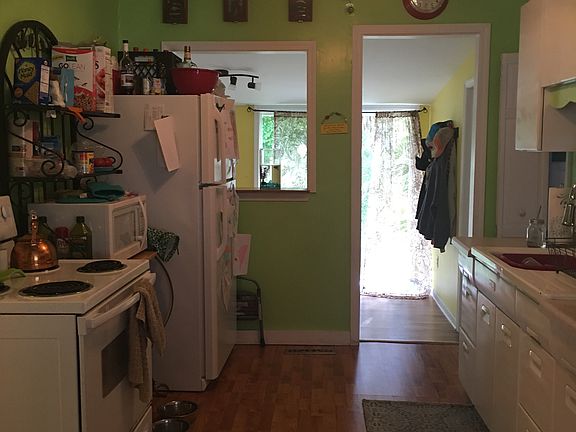 2nd image of 149 N Bedford St