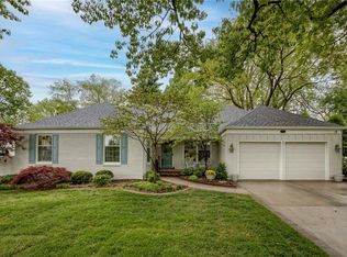 2119 W 70th Ter, Mission Hills, KS 66208