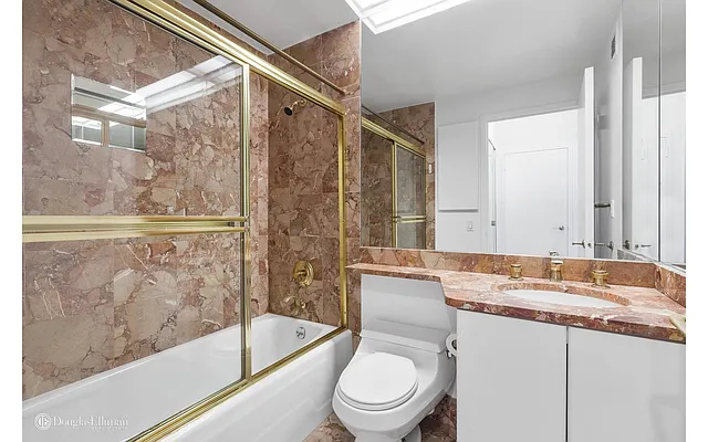 Rented by Douglas Elliman | media 16