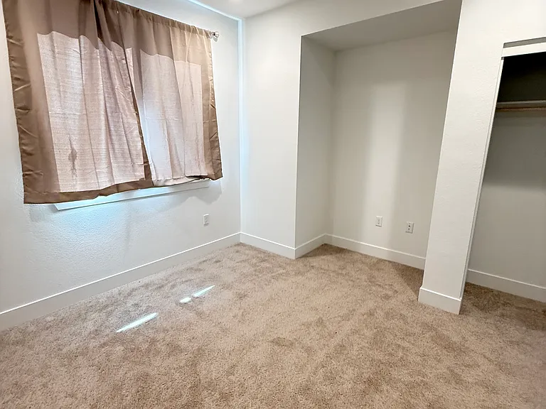 3022 Bosworth St — Photo 7
