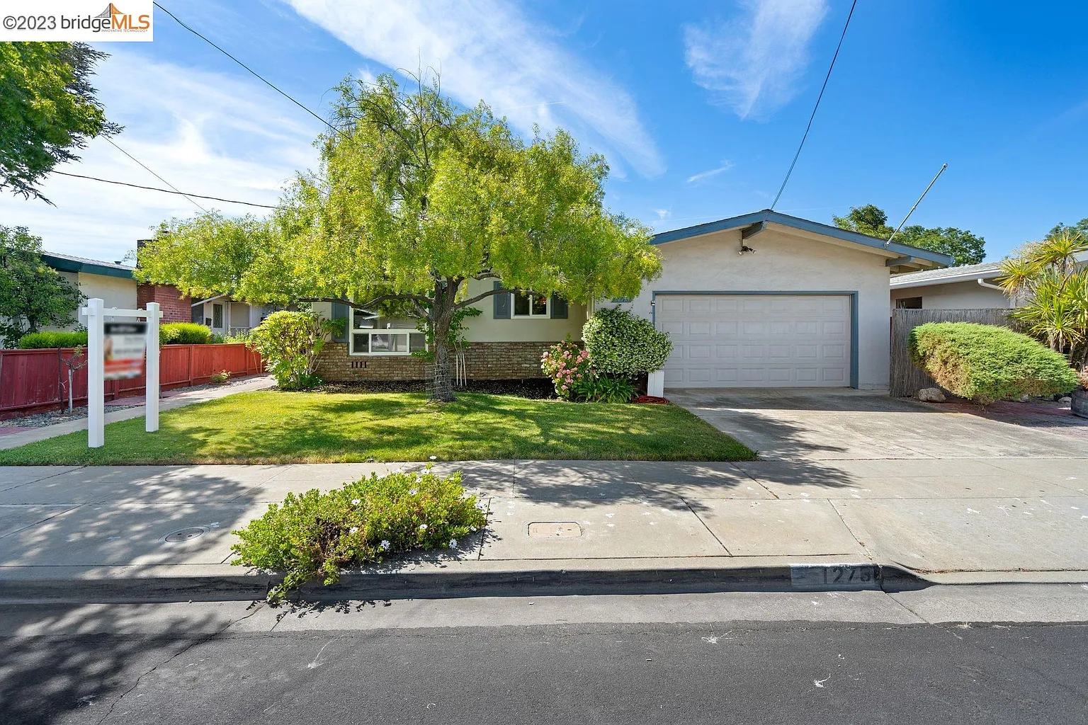 1273 Juniper St photo 1