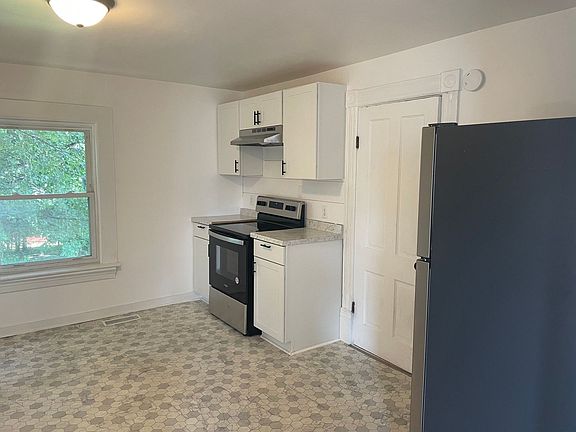 5th image of 1301 Tilden Ave
