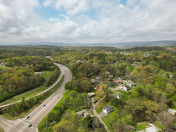 2nd image of 705 Park City Rd