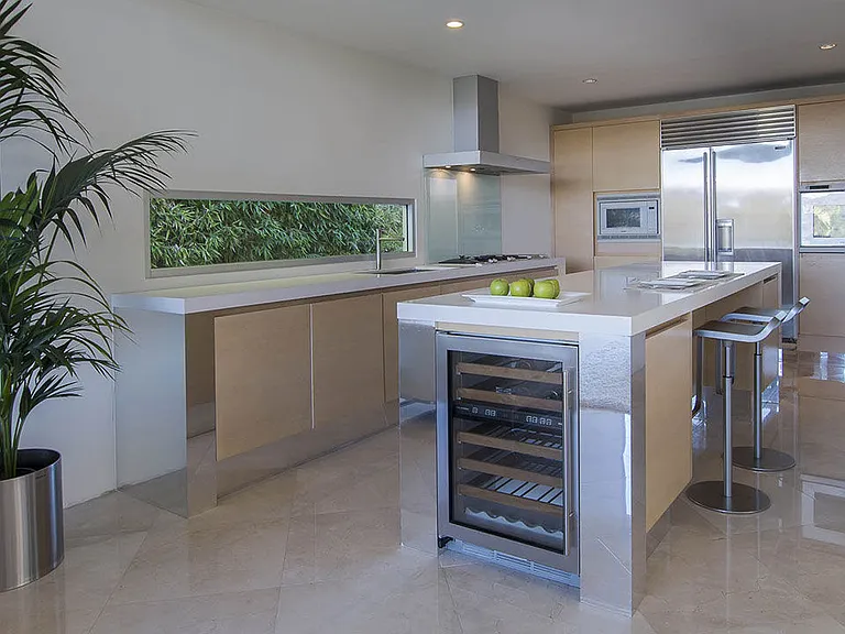1466 N Bel Air Rd — Photo 17