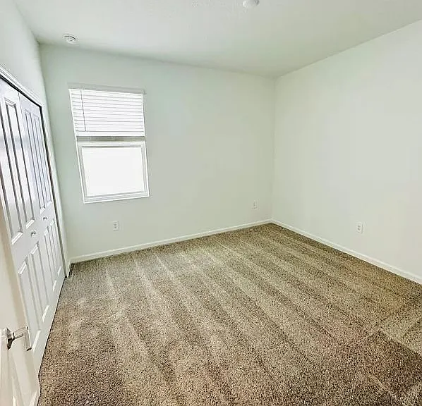 3013 Armstrong Ave — Photo 29