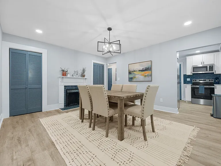 903 Beecher St SW #903 — Photo 9