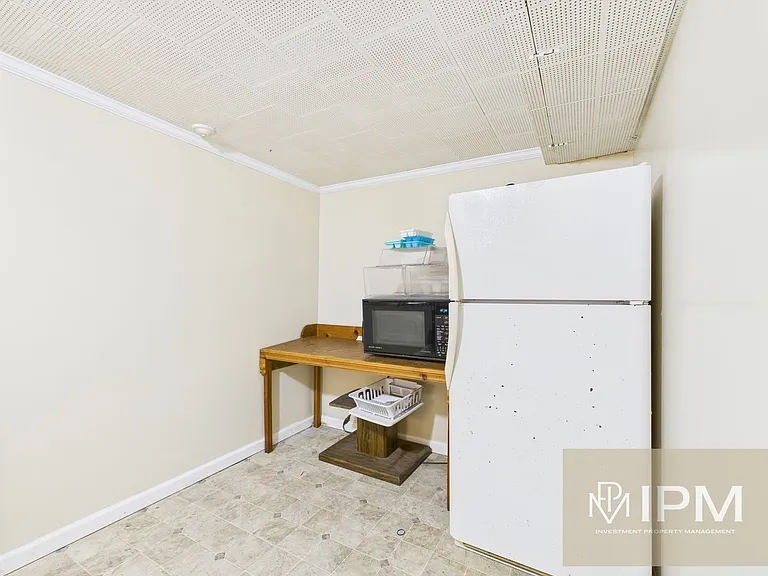 307 N Fayette St — Photo 3